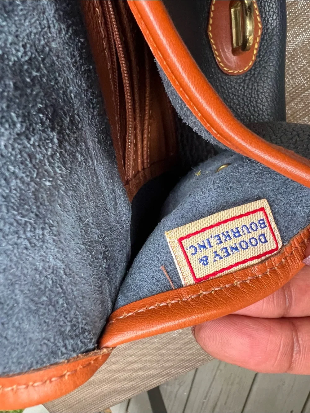 Dooney & Bourke tia carried 👛about